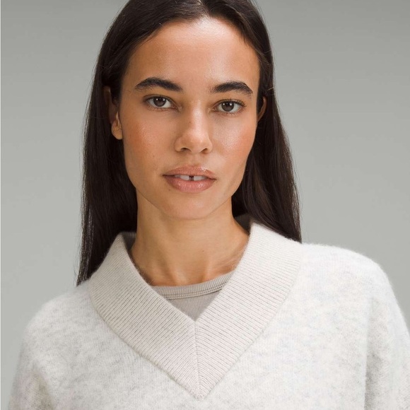 Lululemon Alpaca Wool-Blend V-Neck Sweater - Picture 3 of 10